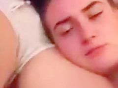 girl rubs friends pussy on periscope