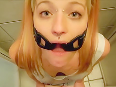 gagged while drinking Piss