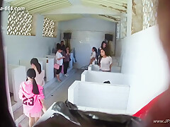 Thumbnail of chinese girls go to toilet.306