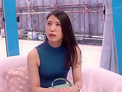 【MM号】スレンダーな美人妻に性の悩みを相談！欲求不満な奥様にデカチン見せつけたら発情して不倫SEX膣内射精される！
