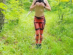 Anna Mole In Outdoor Masturbation Girl In Leggings Walking In The Woods Masturbates Pussy And Cums