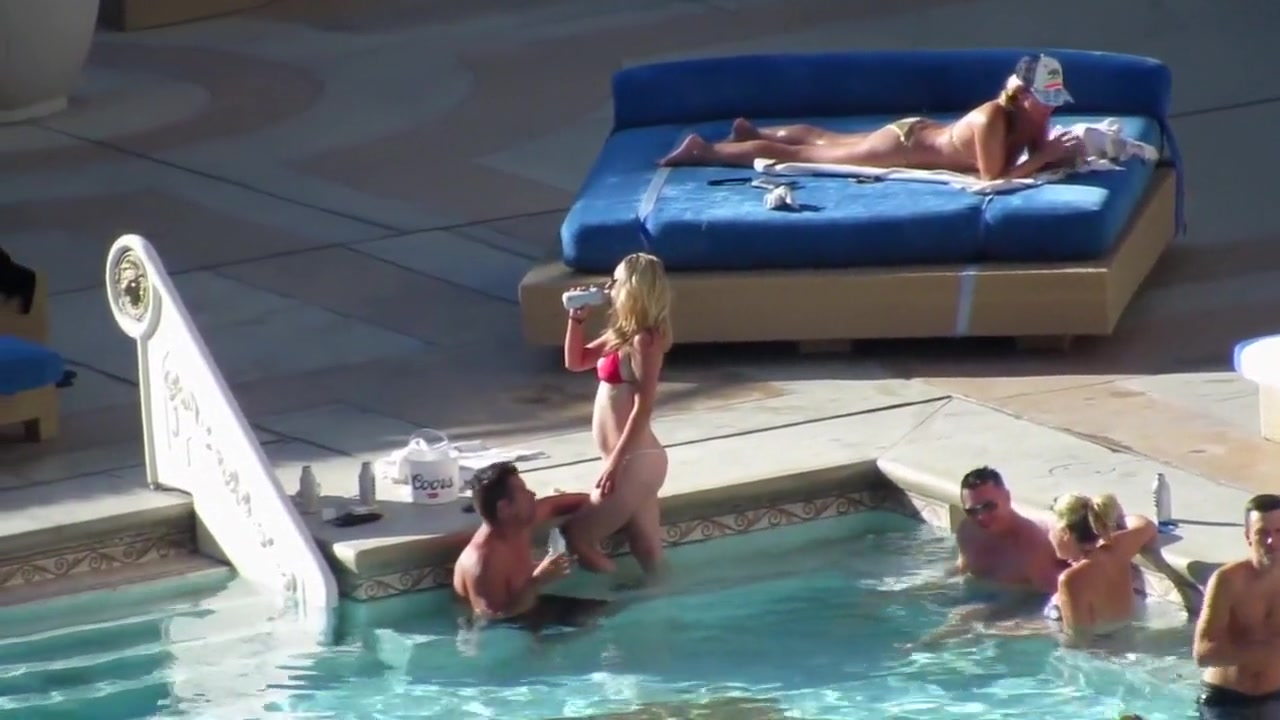 Las Vegas Pool Voyeur - PAWG in White Thong - Video Free Porn Videos Xxx Pic Hd